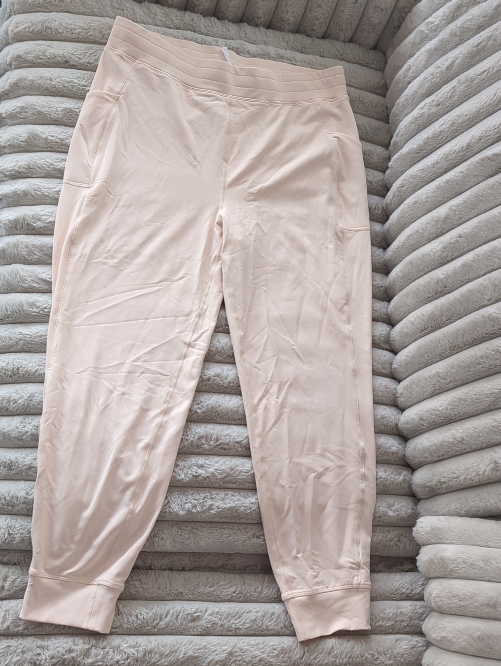Fabletics Oat On The Go Cold Weather Jogger